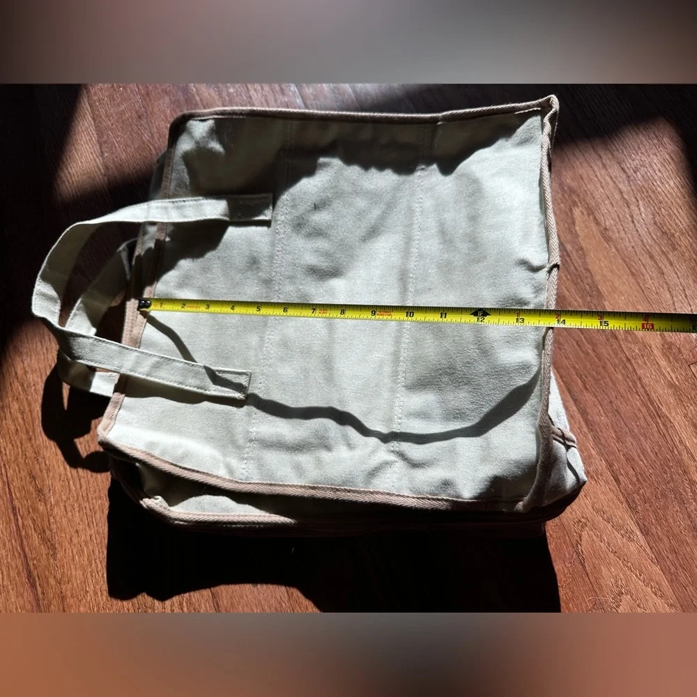 Durable Cream/Tan Shoe Bag